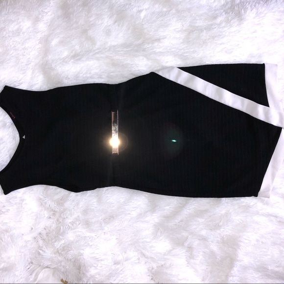 Bodycon dress - Picture 8 of 8